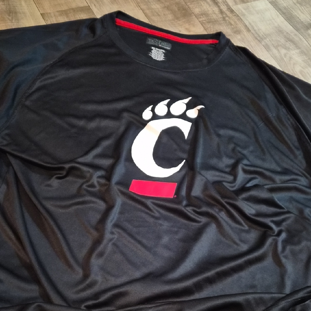 Cincinnati Brarcats Black Athletic Shirt with Logo